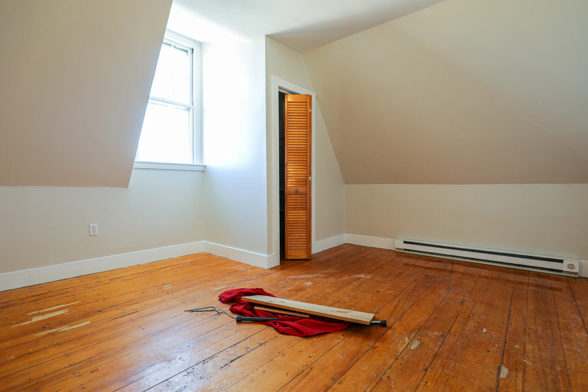 3 bed, 1 bath apartment for rent at 30 Murdock St Unit 5, Brighton — photo 4 of 6