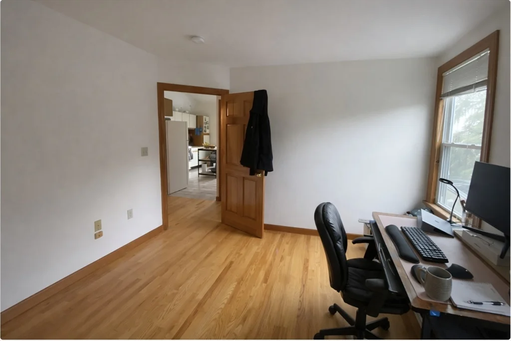 2 bed, 1 bath apartment for rent at 30 Newbern St Unit 3, Jamaica Plain — photo 8 of 10