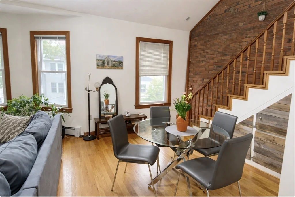2 bed, 1 bath apartment for rent at 30 Newbern St Unit 3, Jamaica Plain — photo 2 of 10