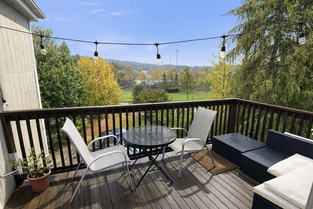 2 bed, 1 bath apartment for rent at 30 Newbern St Unit 3, Jamaica Plain — photo 10 of 10