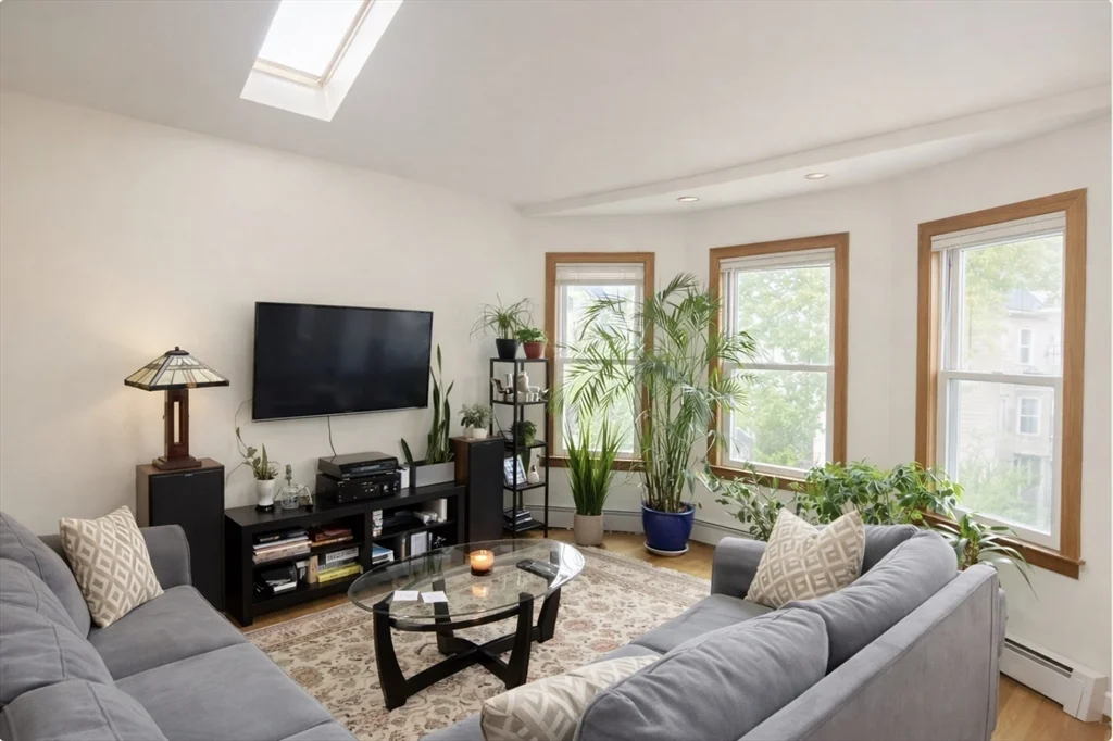 2 bed, 1 bath apartment for rent at 30 Newbern St Unit 3, Jamaica Plain — photo 1 of 10