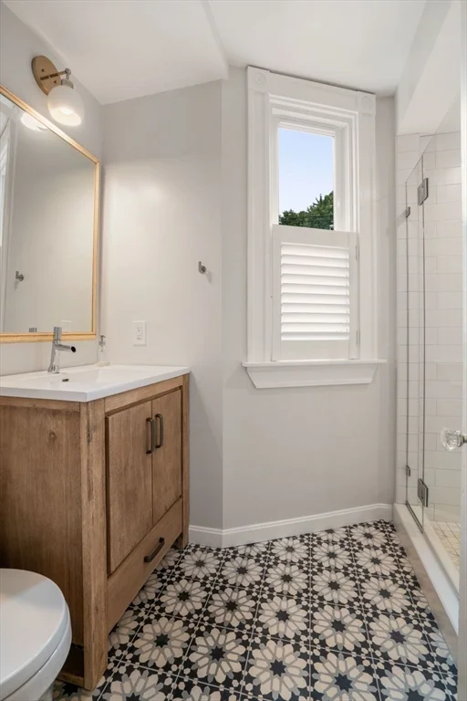 3 bed, 2 bath apartment for rent at 30 Oak St Unit 2, Charlestown — photo 12 of 22