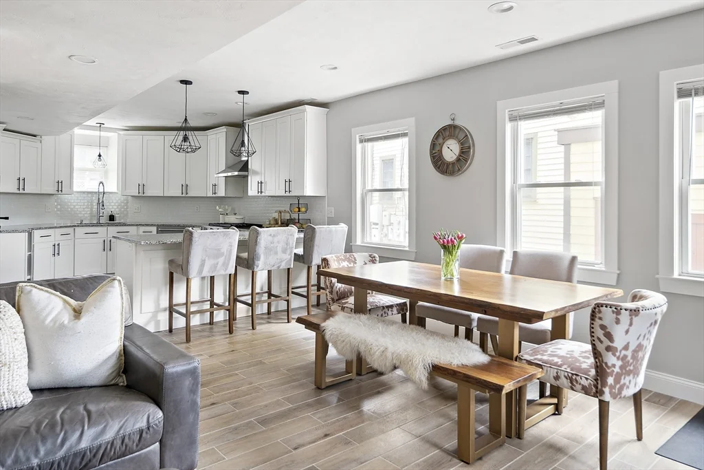 2 bed, 2 bath apartment for rent at 30 Oakland St Unit 30, Newton Corner