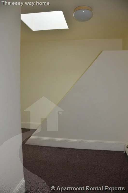 3 bed, 1 bath apartment for rent at 30 Otis St Unit 3, Sullivan Square — photo 7 of 11