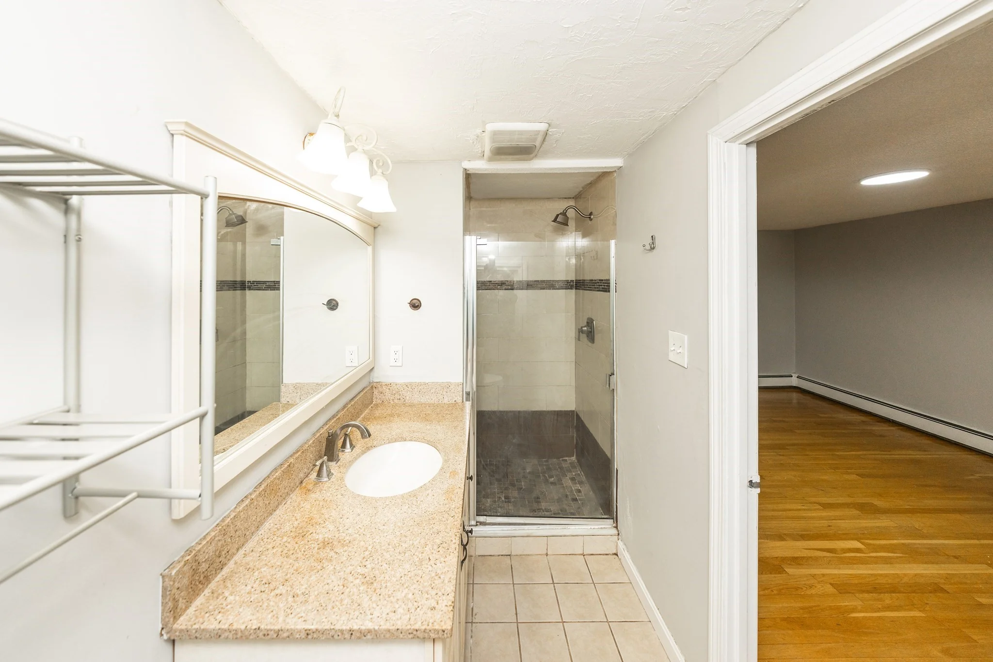 4 bed, 2 bath apartment for rent at 30 Overlook Dr, Westborough — photo 24 of 37