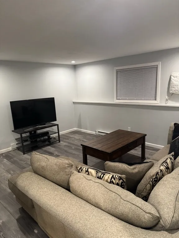 2 bed, 1 bath apartment for rent at 30 Parish Pathe Unit 30, Marshfield — photo 4 of 11