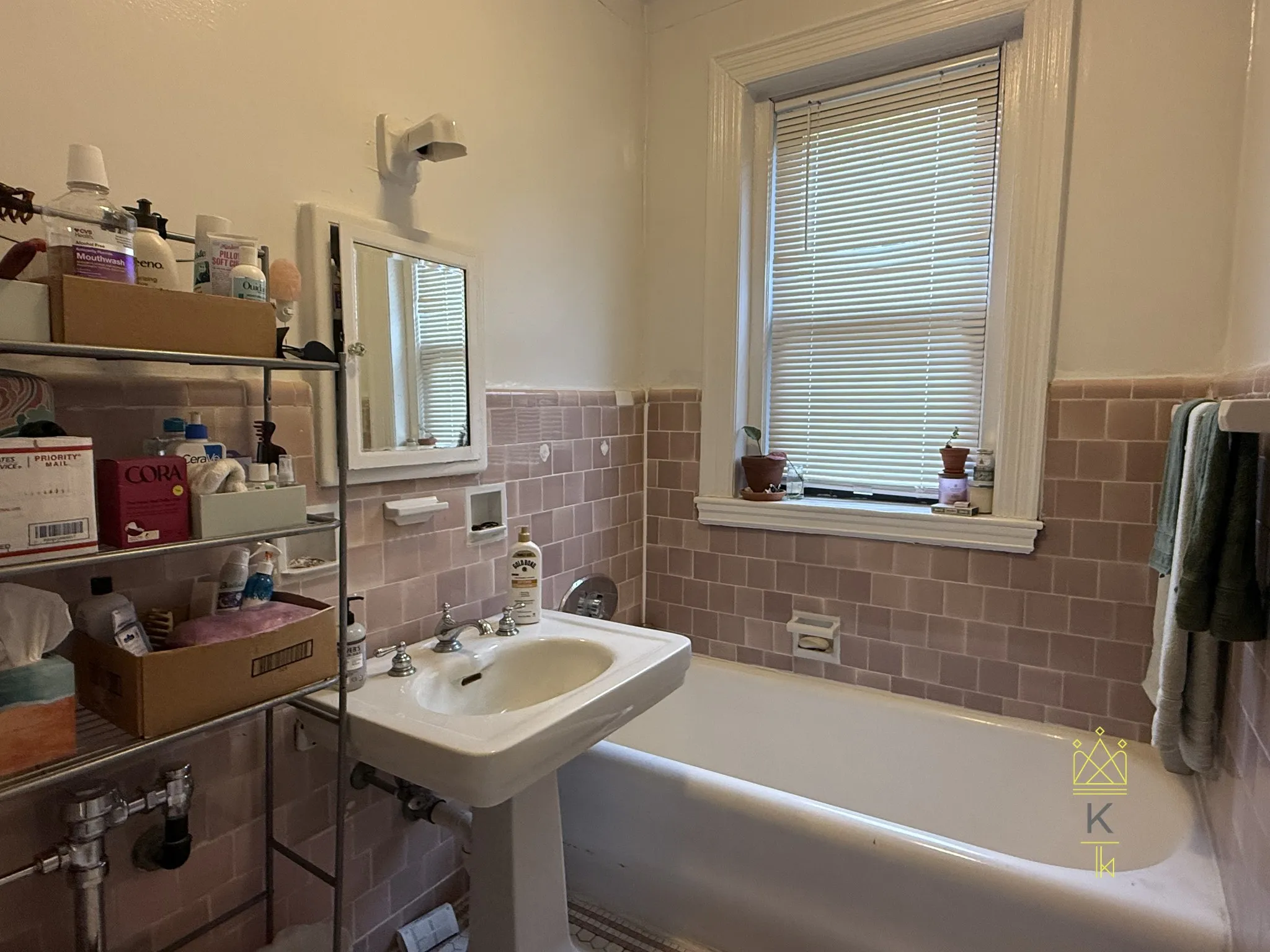 3 bed, 2 bath apartment for rent at 30 Park St Unit 01, Brookline — photo 4 of 13