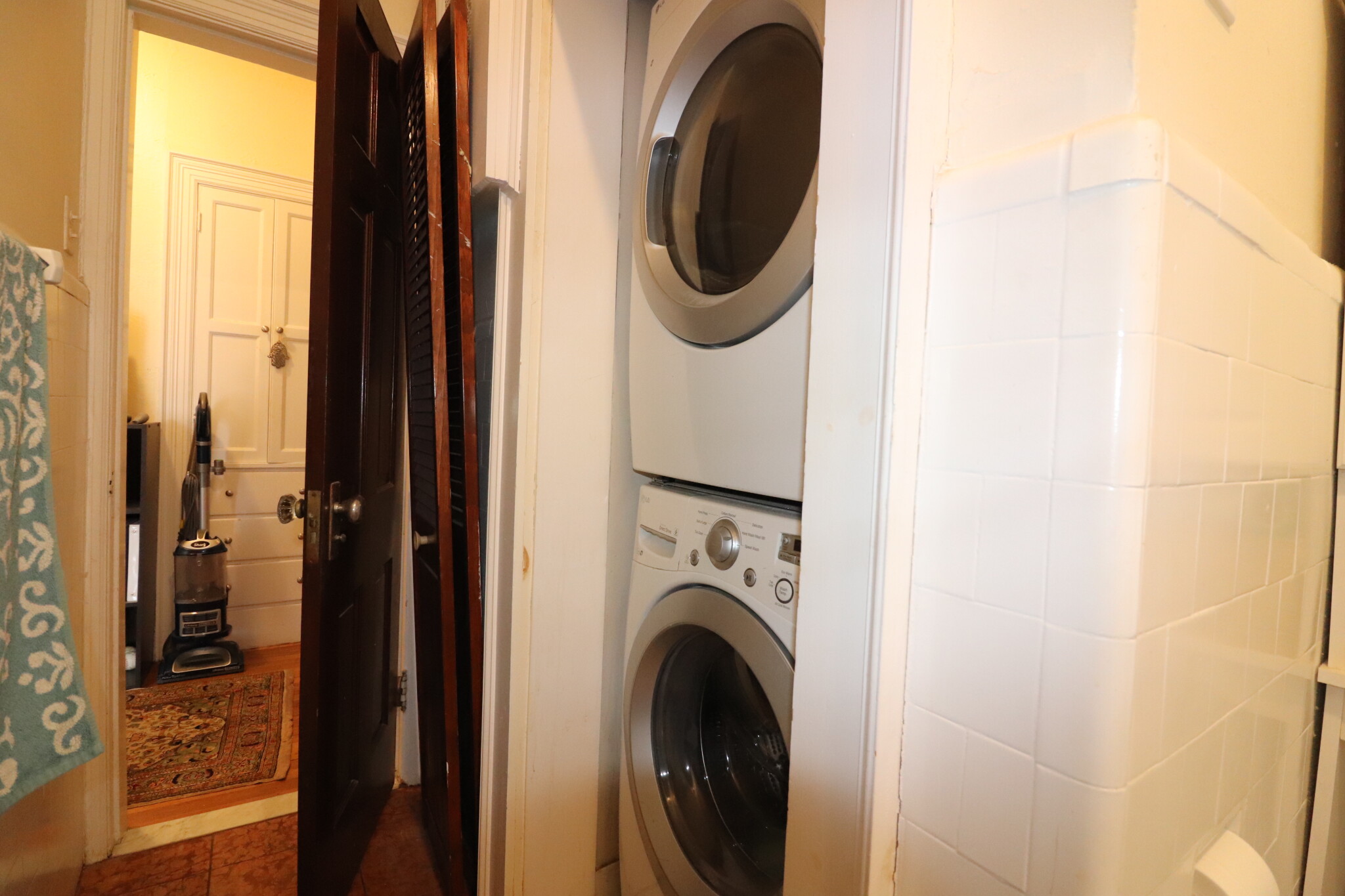 3 bed, 2 bath apartment for rent at 30 Park St Unit 3, Brookline — photo 8 of 21