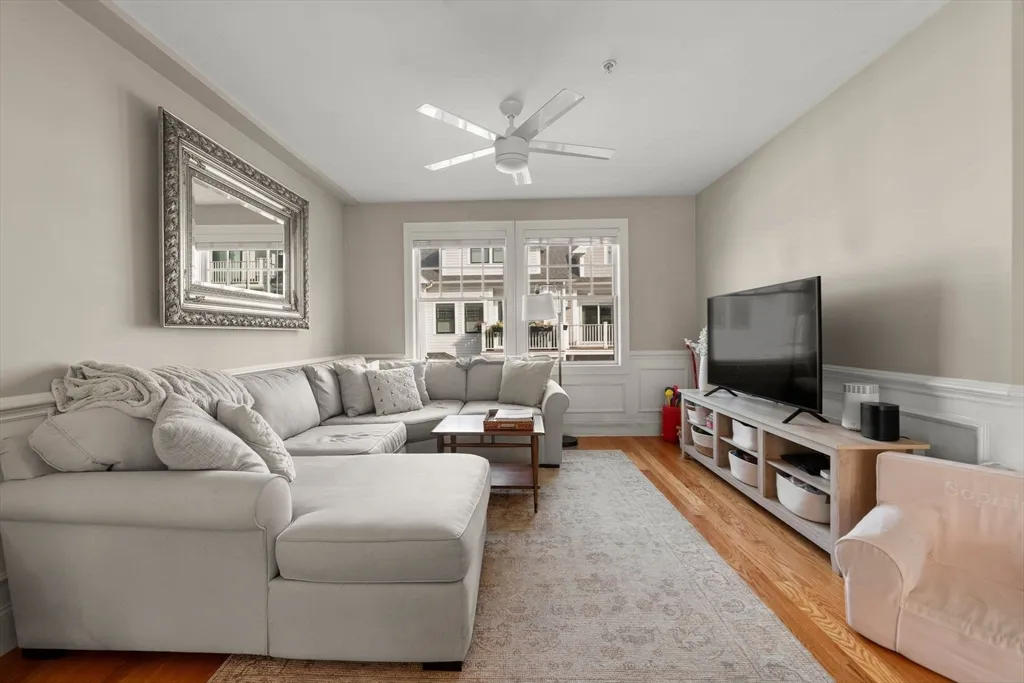 3 bed, 2 bath apartment for rent at 30 Park St Unit 3, Fields Corner East — photo 16 of 39