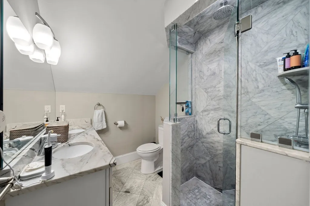 3 bed, 2 bath apartment for rent at 30 Park St Unit 3, Fields Corner East — photo 25 of 39