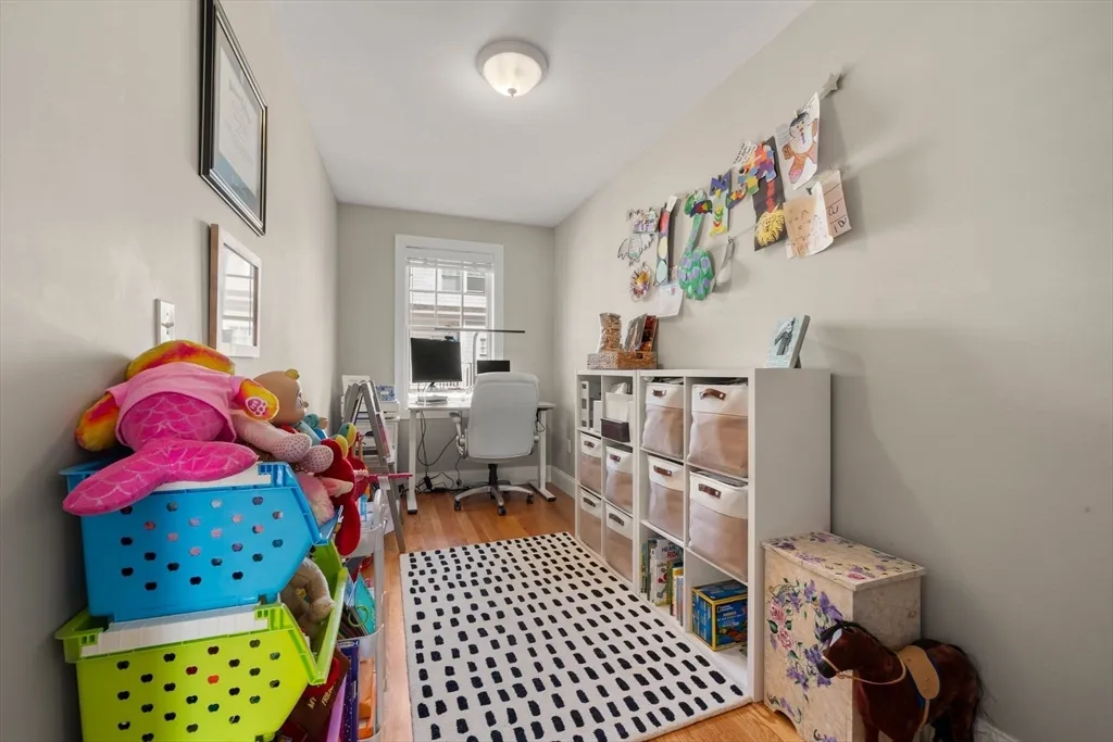 3 bed, 2 bath apartment for rent at 30 Park St Unit 3, Fields Corner East — photo 17 of 39