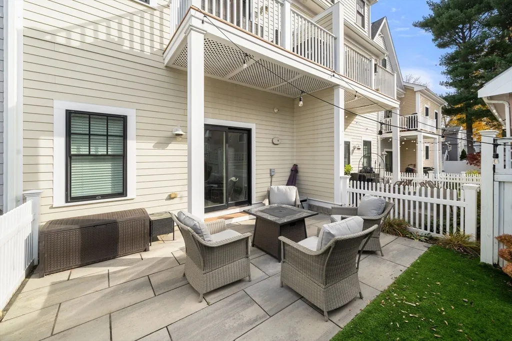 3 bed, 2 bath apartment for rent at 30 Park St Unit 3, Fields Corner East — photo 32 of 39