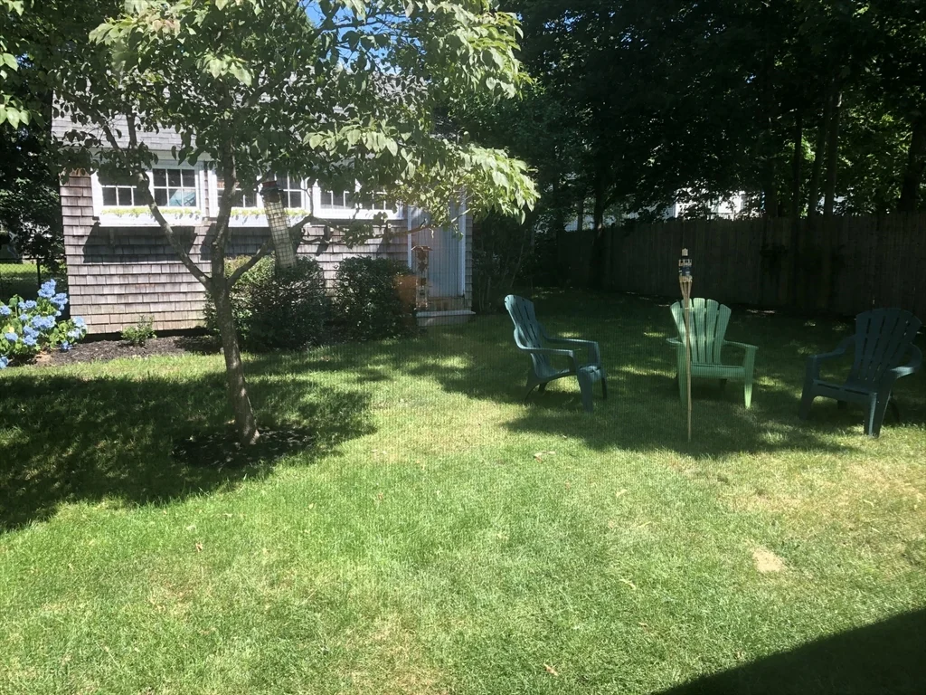 2 bed, 1 bath apartment for rent at 30 Park St Unit 30, Marshfield — photo 8 of 8