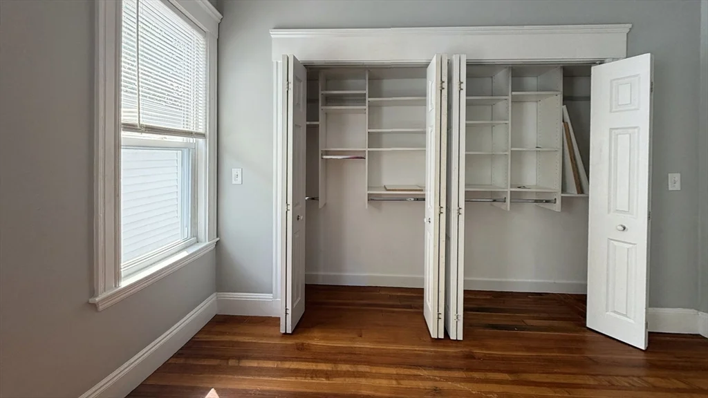 3 bed, 1 bath apartment for rent at 30 Partridge Unit 2, Magoun Square — photo 9 of 12