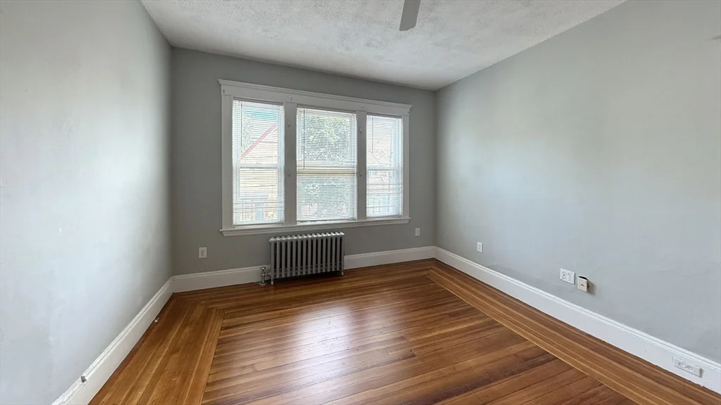3 bed, 1 bath apartment for rent at 30 Partridge Unit 2, Magoun Square — photo 10 of 12