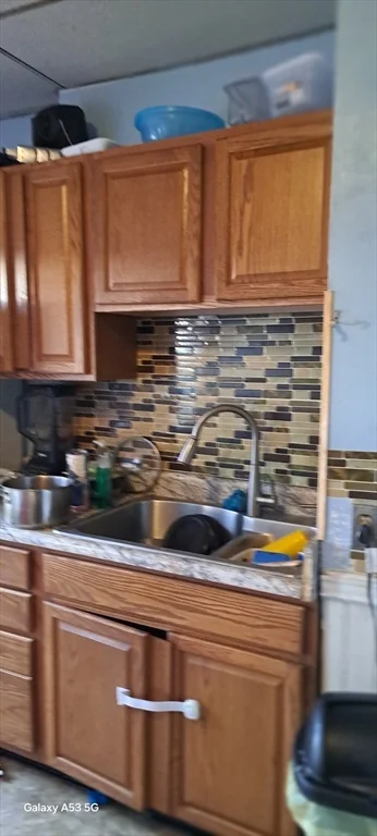 3 bed, 1 bath apartment for rent at 30 Pattison St Unit 2, East Worcester — photo 10 of 35