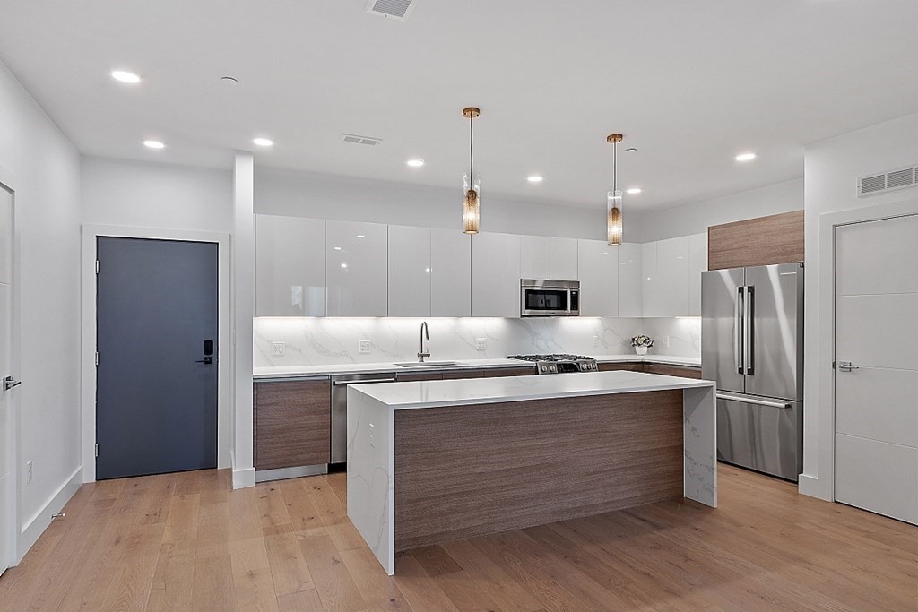 1 bed, 1 bath apartment for rent at 30 Penniman Rd Unit 308, Allston — photo 2 of 25