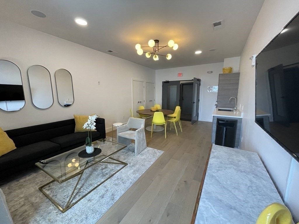1 bed, 1 bath apartment for rent at 30 Penniman Unit 203, Allston — photo 14 of 16