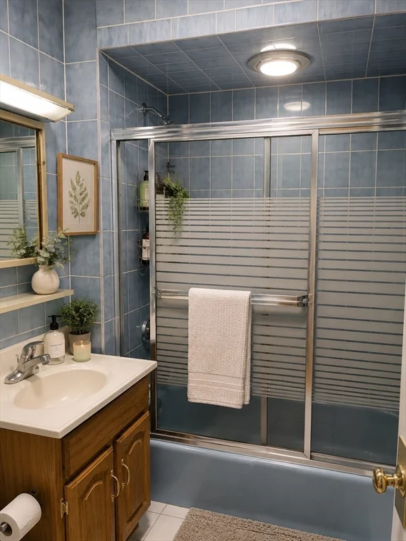 4 bed, 2 bath apartment for rent at 30 Pennsylvania Ave Unit 2, East Somerville — photo 12 of 13