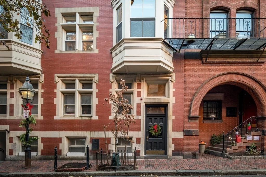 1 bed, 1 bath apartment for rent at 30 Pinckney Unit 3, Beacon Hill
