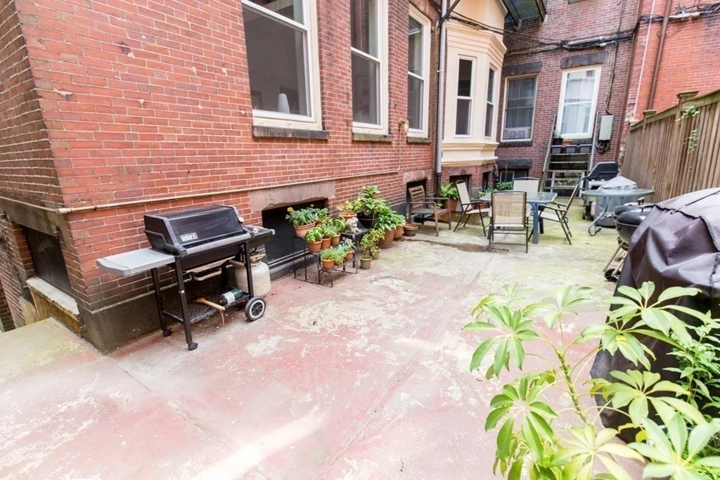 1 bed, 1 bath apartment for rent at 30 Pinckney Unit 3, Beacon Hill — photo 12 of 15