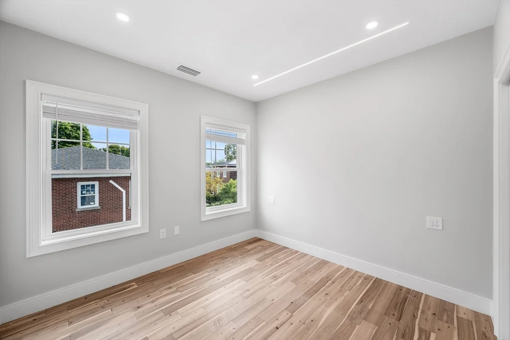 3 bed, 2 bath apartment for rent at 30 Pitman Rd Unit 2, Swampscott — photo 26 of 42