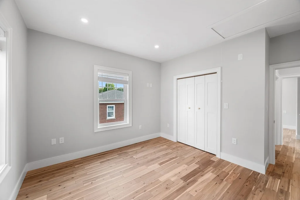 3 bed, 2 bath apartment for rent at 30 Pitman Rd Unit 2, Swampscott — photo 25 of 42