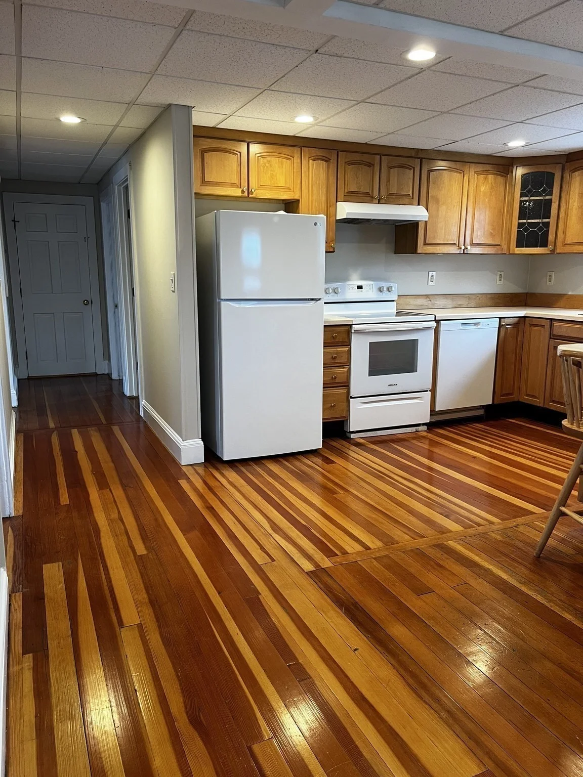 2 bed, 1 bath apartment for rent at 30 Poplar St Unit R, Danvers — photo 6 of 18