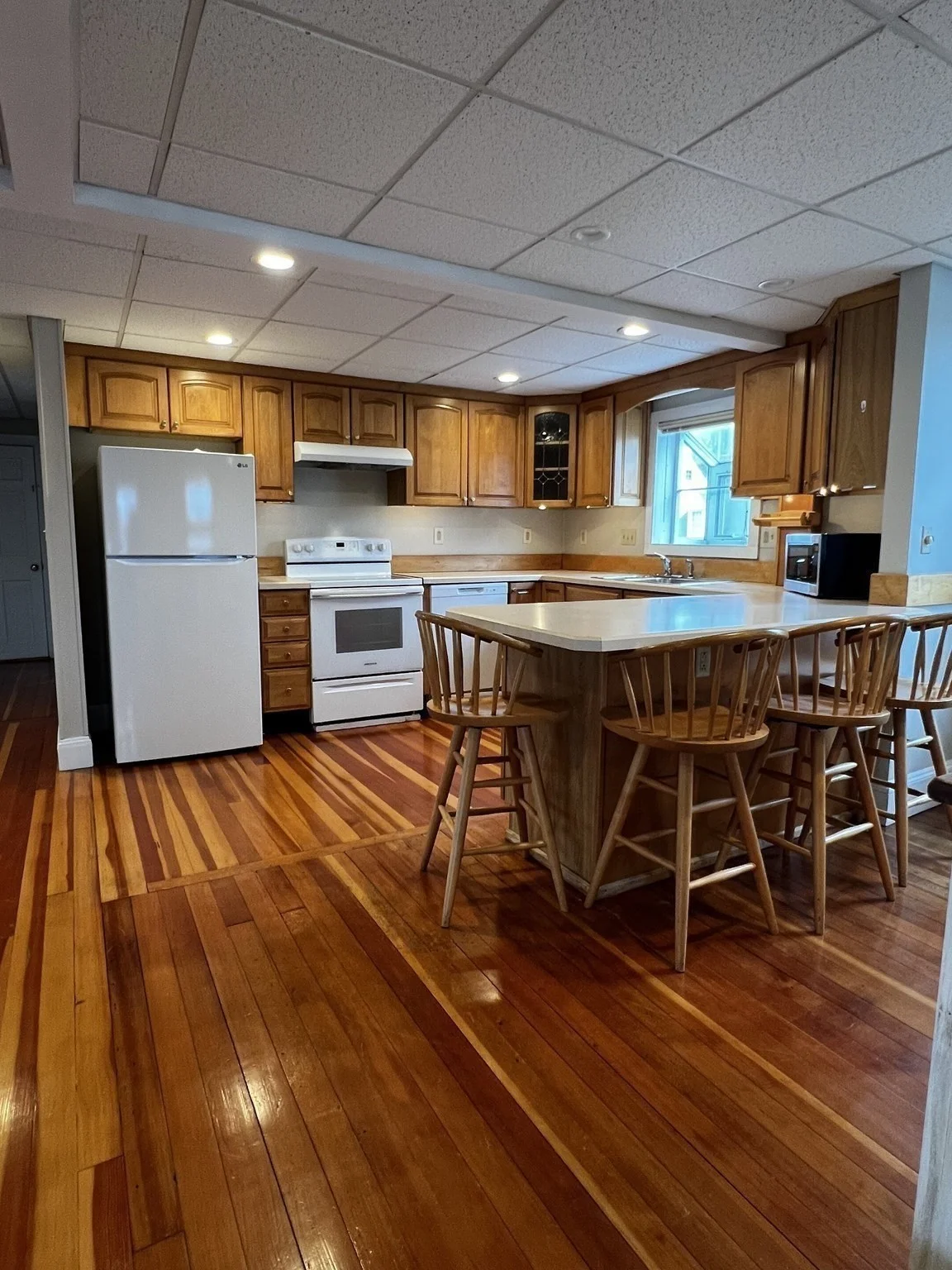 2 bed, 1 bath apartment for rent at 30 Poplar St Unit R, Danvers — photo 4 of 18