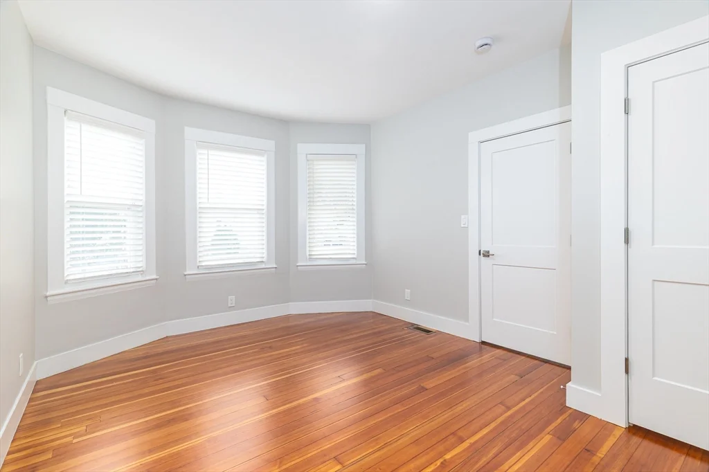 3 bed, 1 bath apartment for rent at 30 Presley St Unit 30, West End — photo 9 of 19