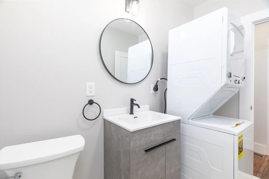 3 bed, 1 bath apartment for rent at 30 Presley St Unit 30, West End — photo 16 of 19
