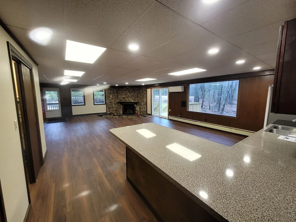 3 bed, 1 bath apartment for rent at 30 R Jones Rd Unit E, Spencer — photo 26 of 42