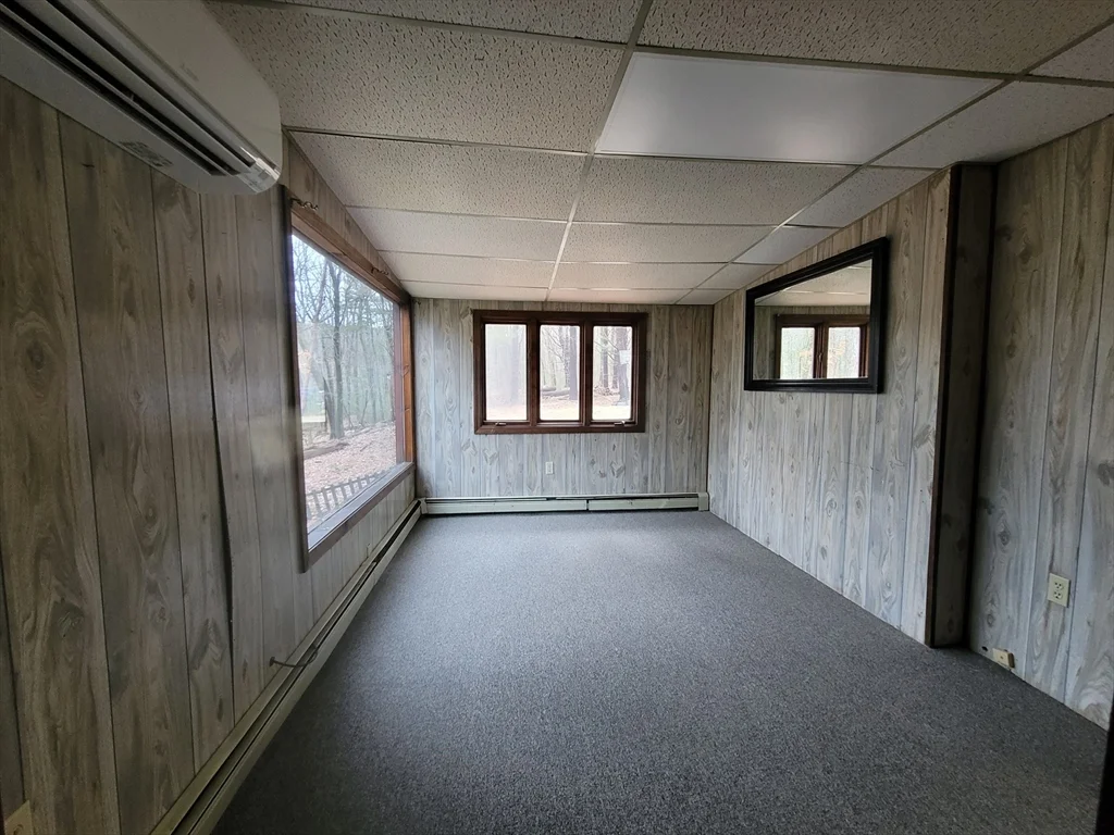 3 bed, 1 bath apartment for rent at 30 R Jones Rd Unit E, Spencer — photo 38 of 42