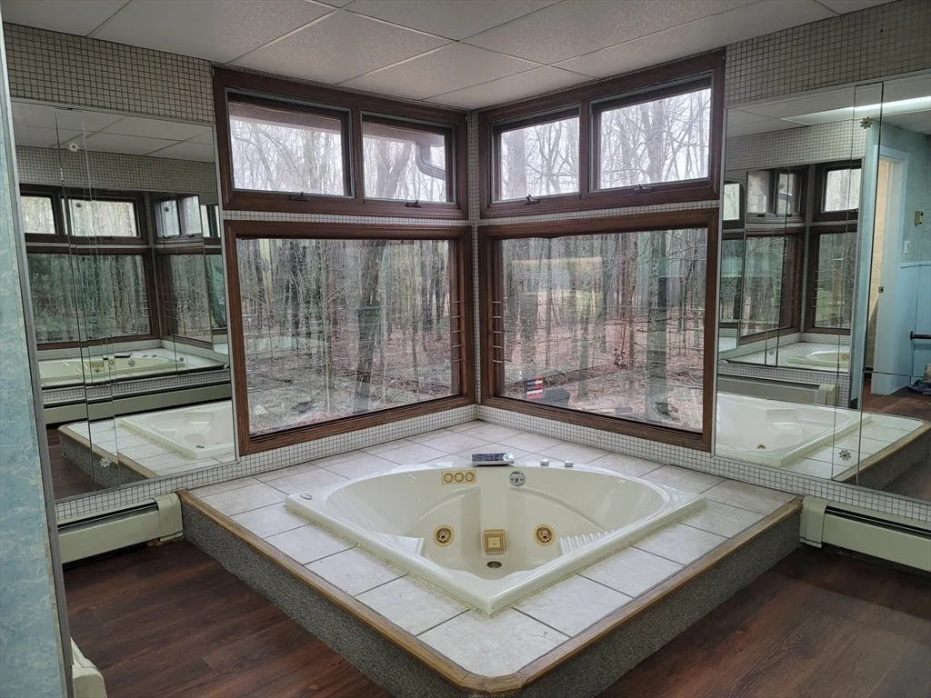 3 bed, 1 bath apartment for rent at 30 R Jones Rd Unit E, Spencer — photo 34 of 42
