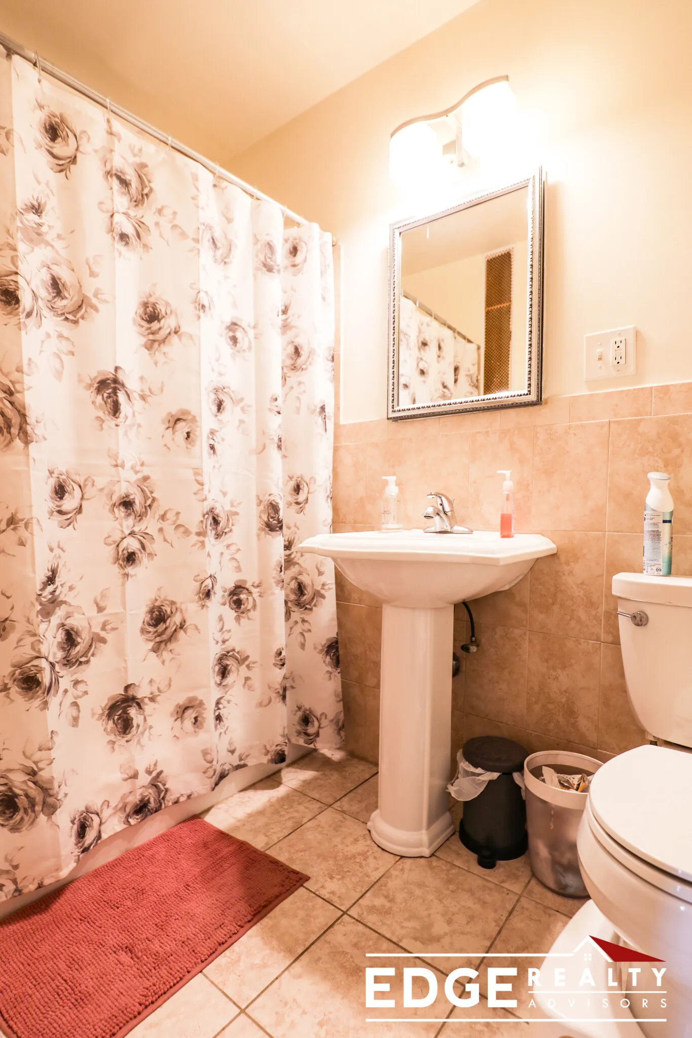 3 bed, 1 bath apartment for rent at 30 Reedsdale St Unit 3, Allston — photo 8 of 8