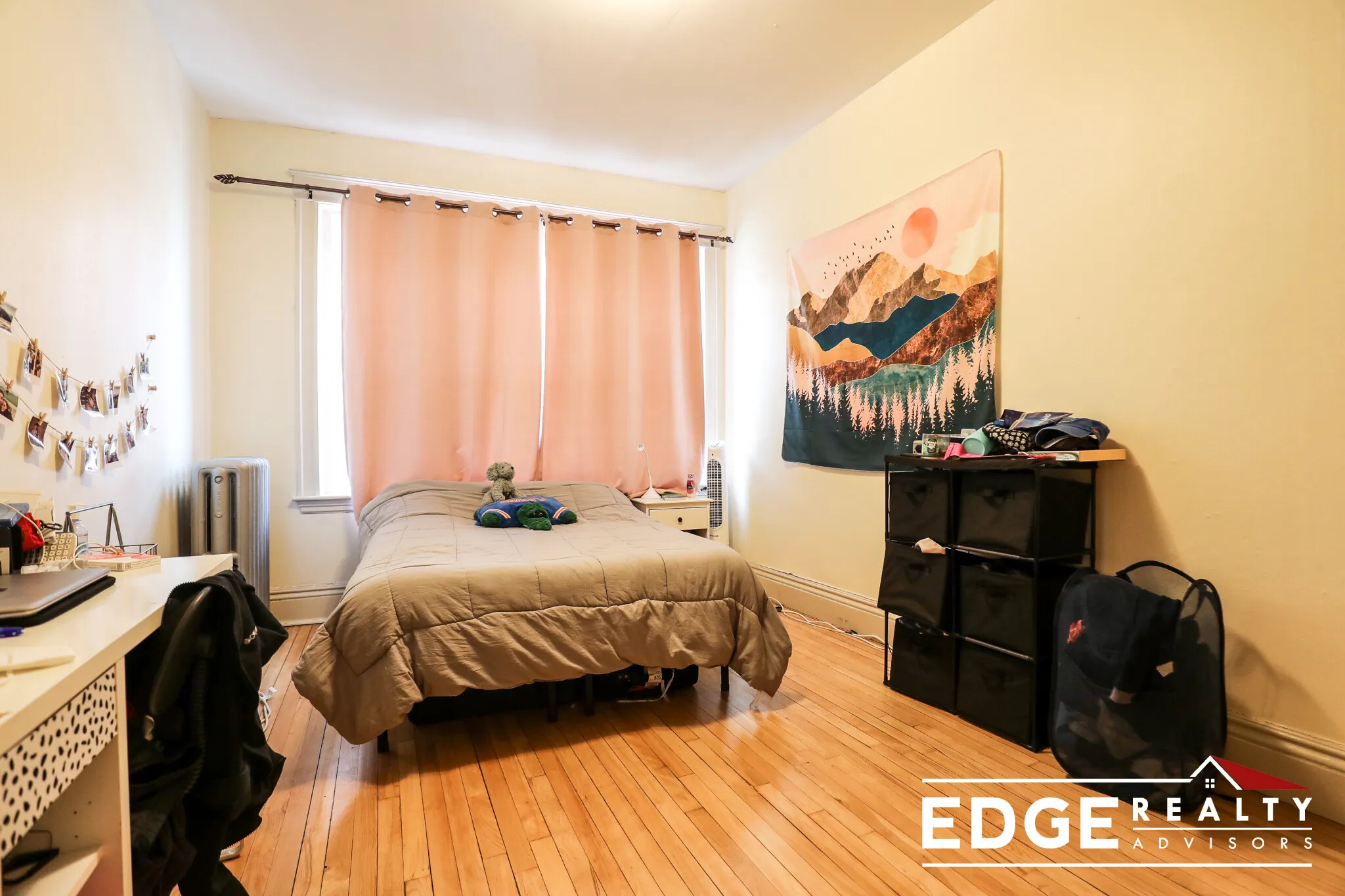 3 bed, 1 bath apartment for rent at 30 Reedsdale St Unit 3, Allston — photo 6 of 8