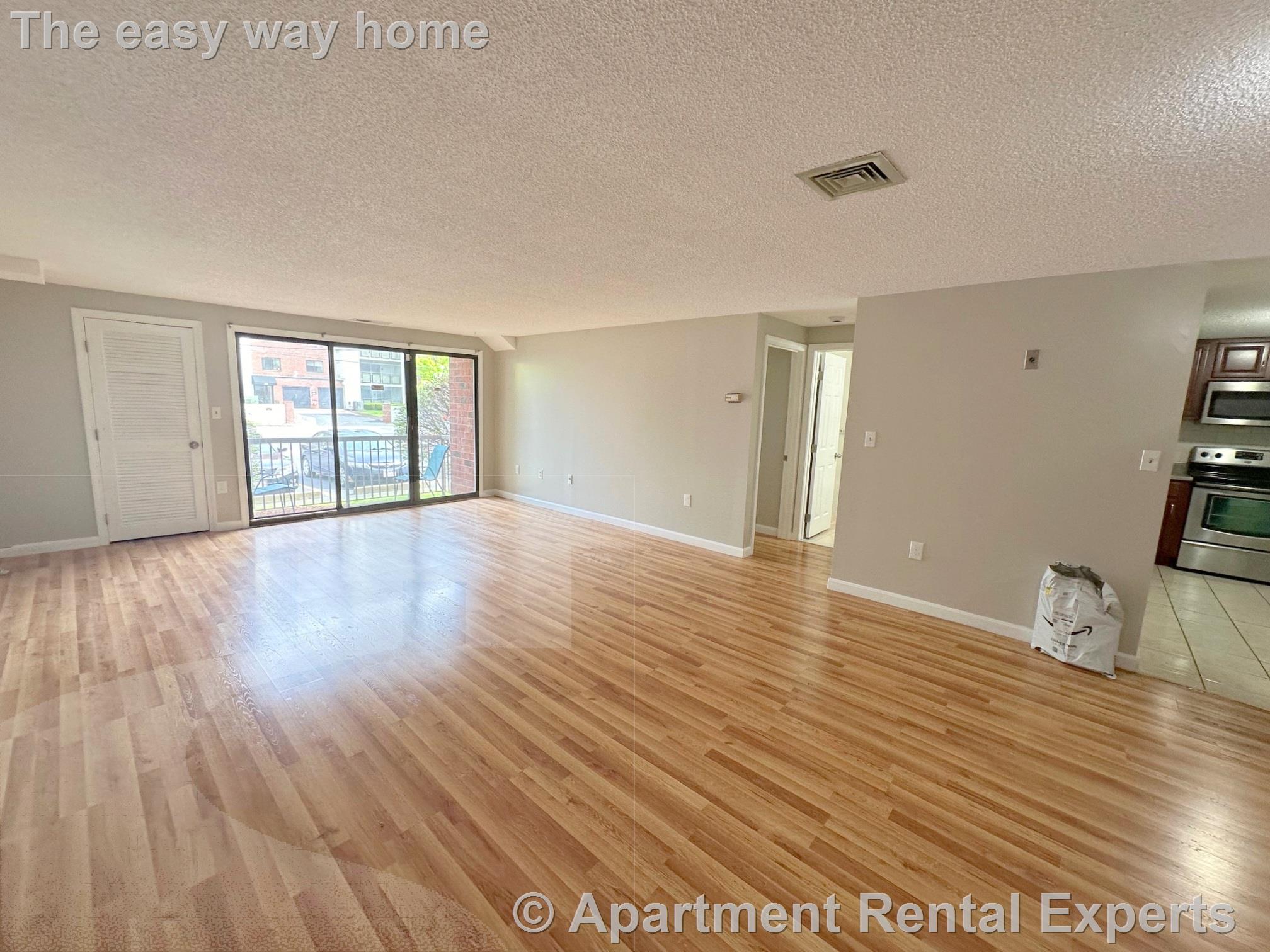 2 bed, 2 bath apartment for rent at 30 Revere Beach Pkwy Unit 112, Wellington — photo 4 of 26