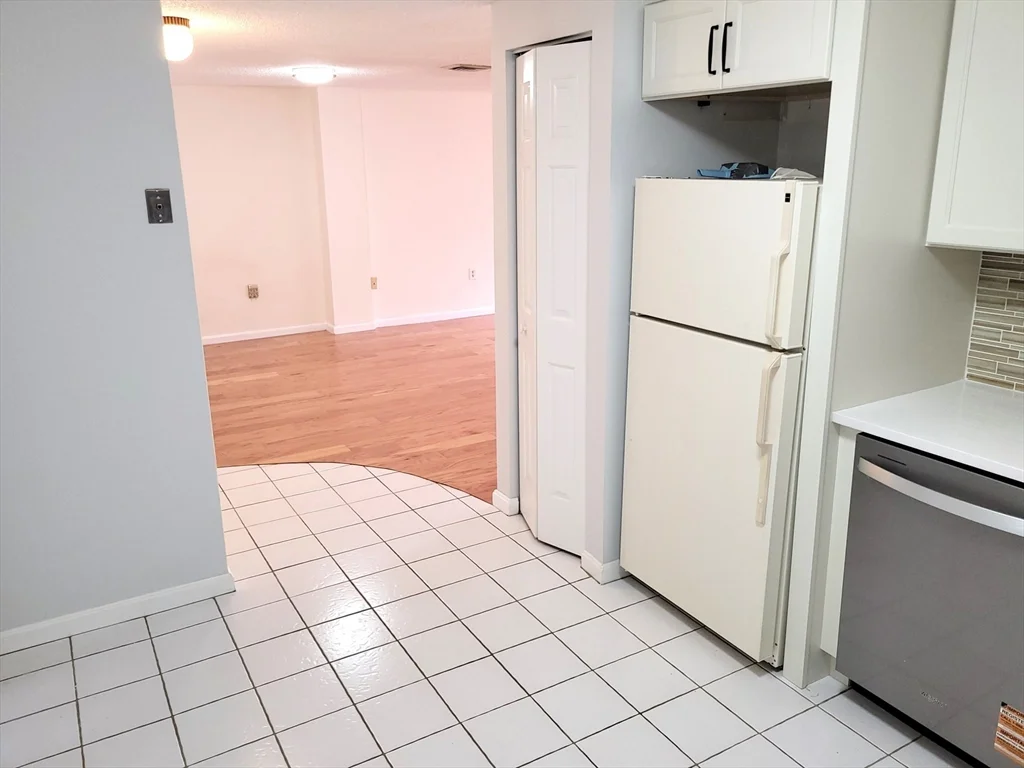 1 bed, 1 bath apartment for rent at 30 Revere Beach Pkwy Unit 207, Medford — photo 14 of 31