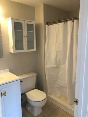 2 bed, 2 bath apartment for rent at 30 Revere Beach Pkwy Unit 402, Wellington — photo 10 of 11