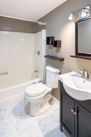 2 bed, 2 bath apartment for rent at 30 Revere Beach Pkwy Unit 413, Medford — photo 9 of 20