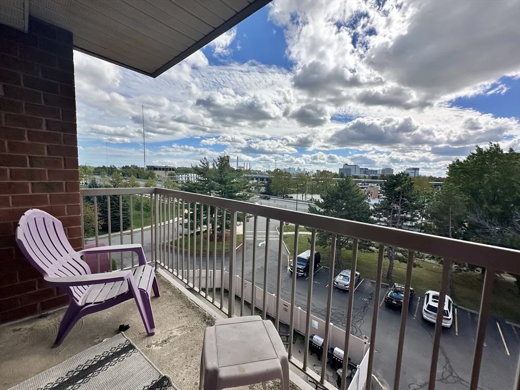 2 bed, 2 bath apartment for rent at 30 Revere Beach Pkwy Unit 505, Wellington — photo 14 of 15