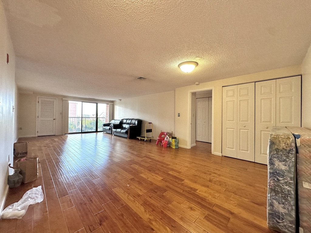 2 bed, 2 bath apartment for rent at 30 Revere Beach Pkwy Unit 506, Wellington — photo 1 of 17
