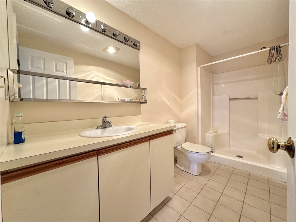 2 bed, 2 bath apartment for rent at 30 Revere Beach Pkwy Unit 506, Wellington — photo 7 of 17