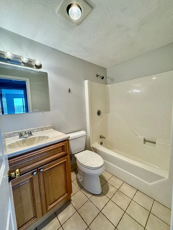 2 bed, 2 bath apartment for rent at 30 Revere Beach Pkwy Unit 616, Medford — photo 13 of 29