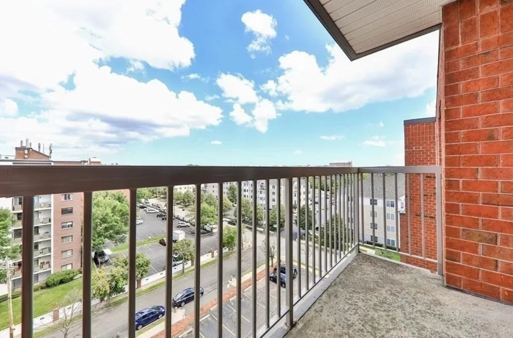 2 bed, 2 bath apartment for rent at 30 Revere Beach Pkwy Unit 804, Medford — photo 7 of 12