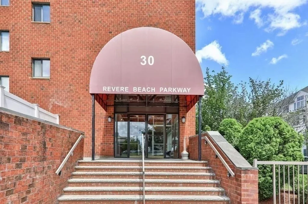 2 bed, 2 bath apartment for rent at 30 Revere Beach Pkwy Unit 804, Medford — photo 11 of 12