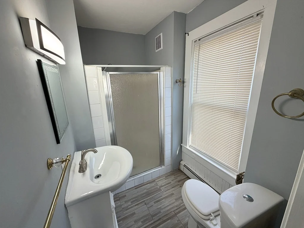4 bed, 1 bath apartment for rent at 30 Riverview St Unit 2, Brockton — photo 12 of 21