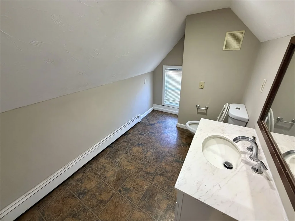 4 bed, 1 bath apartment for rent at 30 Riverview St Unit 2, Brockton — photo 15 of 21