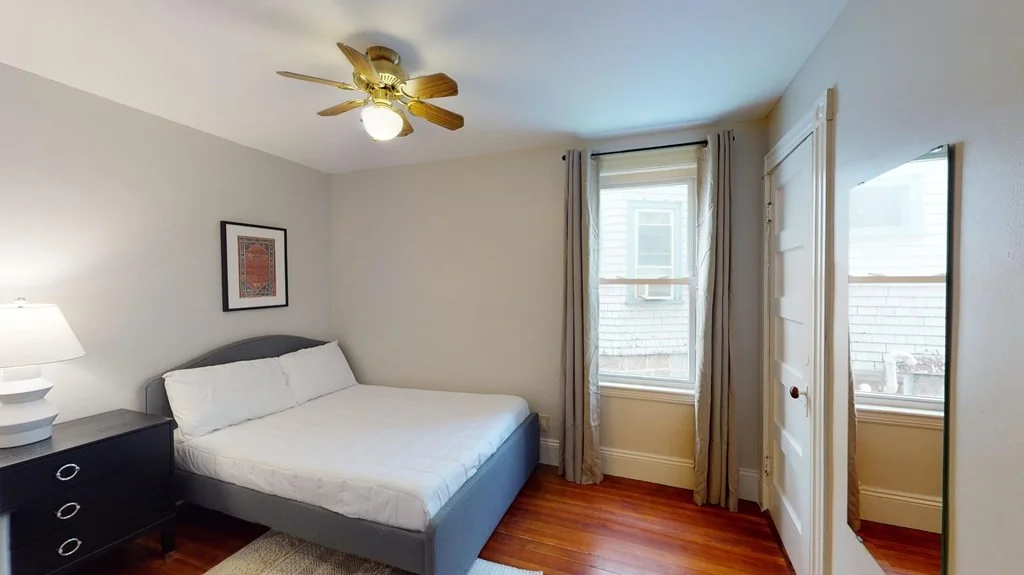 4 bed, 1 bath apartment for rent at 30 Roseclair Unit 1, Dorchester — photo 7 of 12