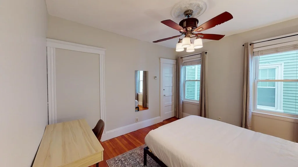 4 bed, 1 bath apartment for rent at 30 Roseclair Unit 1, Dorchester — photo 5 of 12